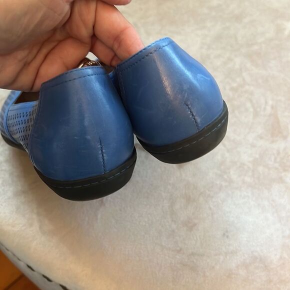 Dansko Sz 39 (8) Blue Perforated Leather Slip On Loafers EUC - Picture 10 of 11